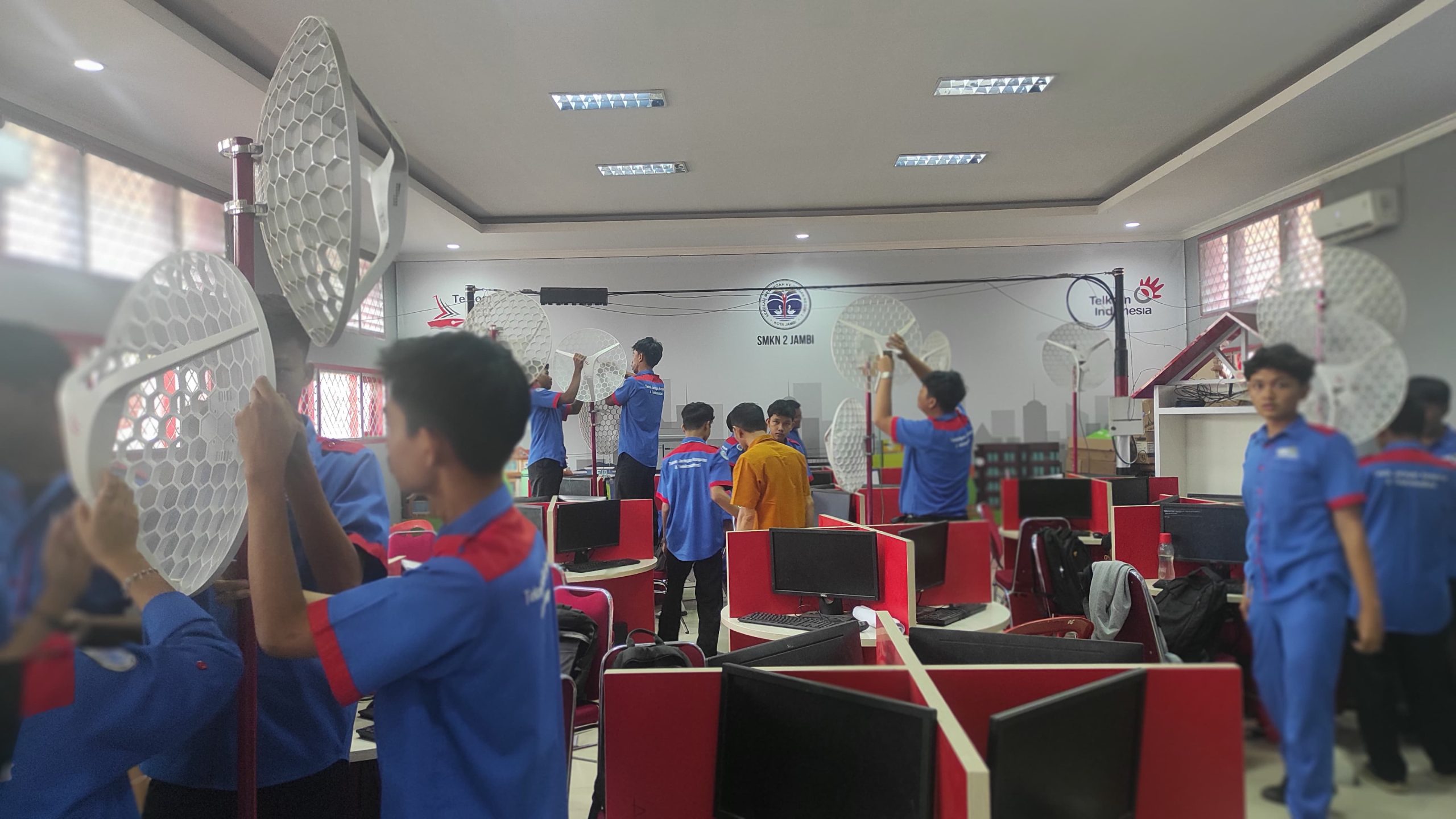 Radio MikroTik LHG >> Tanya AI boleh lah: Radio MikroTik LHG >> Tanya AI boleh lah: